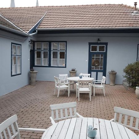 Ister Guesthouse Esztergom Exterior photo